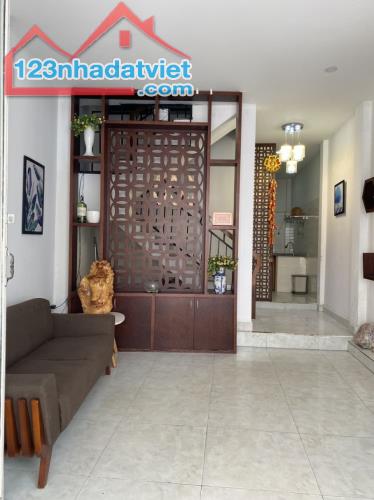 # Kiệt Nhựa Ô tô thẳng thông gần MT Hàn Mặc Tử, 40m2, 2 tầng đẹp, 2.xx tỷ
