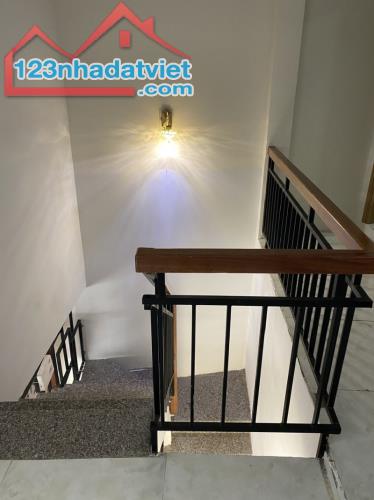 # Kiệt Nhựa Ô tô thẳng thông gần MT Hàn Mặc Tử, 40m2, 2 tầng đẹp, 2.xx tỷ - 1