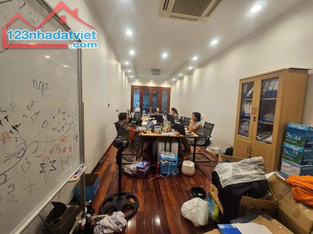 Bán nhà mặt phố Tuệ Tĩnh, quận Hai Bà Trưng, 102m2, 7 tầng thang máy, vỉa hè rộng, 55 tỷ!! - 1