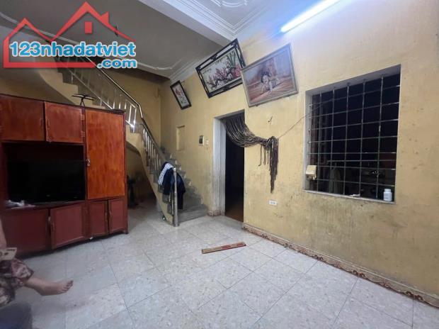 MẶT PHỐ BÁT KHỐI-MẶT NGÕ-LÔ GÓC-TRONG ĐÊ-95M 15xTỶ-MẶT TIỀN RỘNG-GIÁ TỐT-ĐẦU TƯ - 1