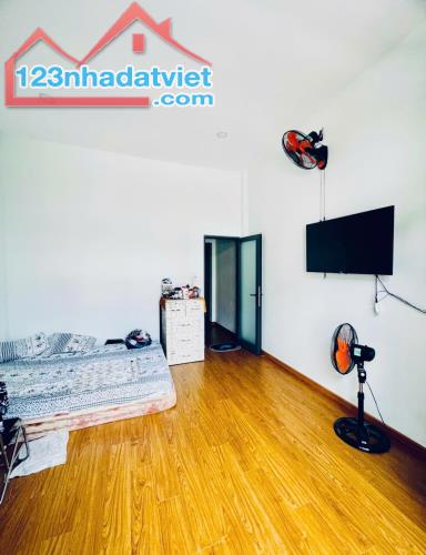 Bán nhà Nguyễn Cửu Vân, P.17 ,HXH , 79m2,3 tầng, 5x15m, không QH - 2
