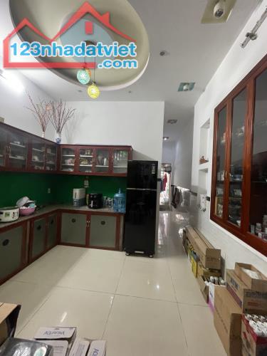 Nhà Mặt tiền XTT7 , KD cực sầm uất cạnh chợ đầu mối HM chỉ 7.69 tỷ TL. - 2