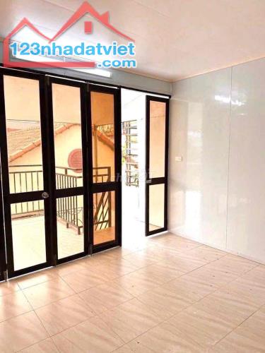 CHO THUÊ PHÒNG TRỌ - NGÕ 219 ĐỘI CẤN, BA ĐÌNH. Vị trí cực thuận - 3