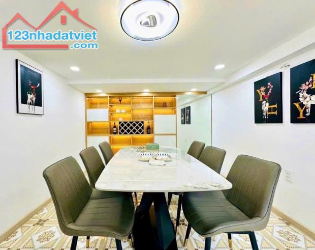🔥 SỐC! CỰC HIẾM! 🔥 Nhà 4 Tầng Mặt Tiền 7.2M Đường Quang Trung - GIÁ CHỈ 4.8 TỶ! - 2