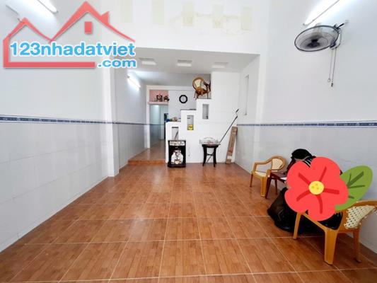 7 CHỔ NGỦ TRONG NHÀ, AN DƯƠNG VƯƠNG, F16, Q8, 2 TẦNG, 68M2, 5.45 TỶ.