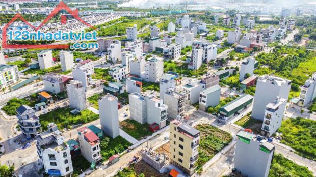 Chính chủ gửi bán lô đất dịch vụ diện tích 48,6m khu 25ha giá 8ty5