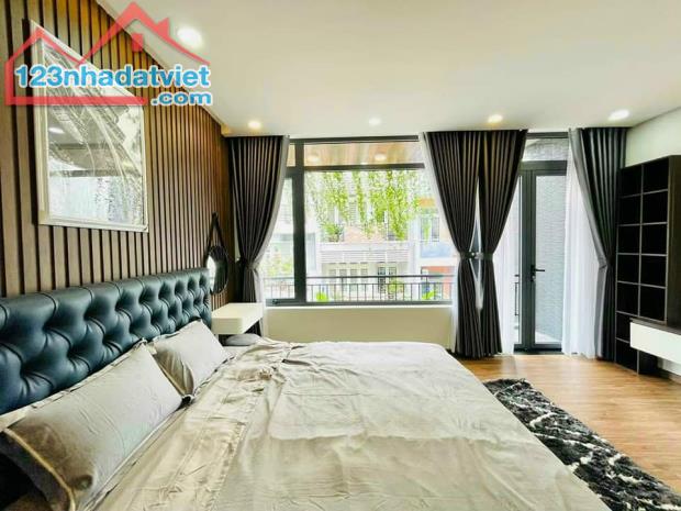 NHÀ 4 TẦNG TÔ NGỌC VÂN , THỦ ĐỨC - ĐƯỜNG NHỰA 7M- ÔTÔ VÀO NHÀ - 4