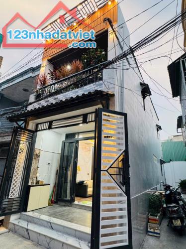 Bán nhà mặt phố Bình Lợi,Dt 86m2 Giá 2tỷ788(4PN, 5WC) Mặt tiền 5m,Gần CV Đặng Thùy Trâm