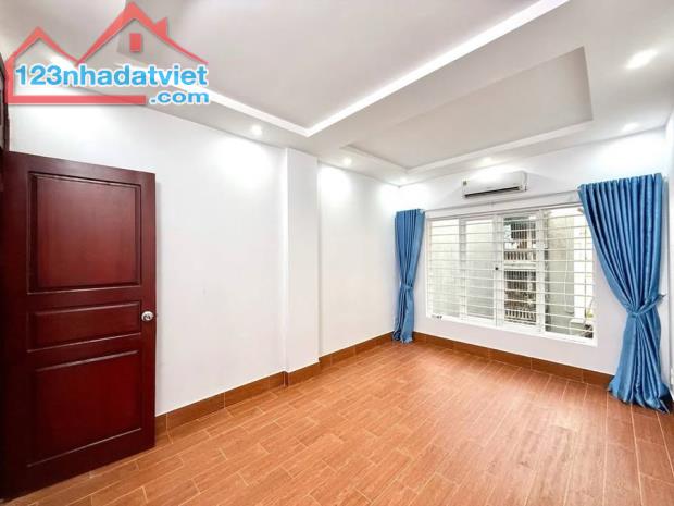 CẦN TIỀN GẤP EM BÁN CĂN NHÀ-35M-5 TẦNG-MẶT NGÕ KINH DOANH-CHÙA LÁNG-ĐỐNG ĐA - 3