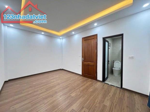 Bán nhà Cổ Nhuế 2 Bắc Từ Liêm mới xây 31m 5 tầng mặt tiền 5.8m, giá 6,7 tỷ. - 5