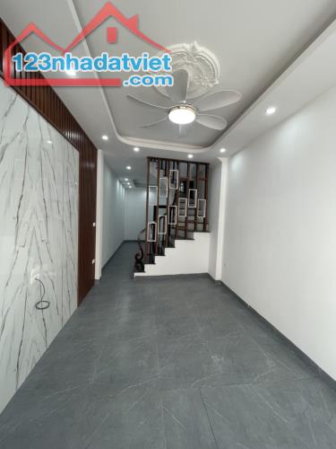 Bán nhà xinh Yên Nghĩa, 33m2, 4.4 tỷ, oto tránh, nhà 5T - 2