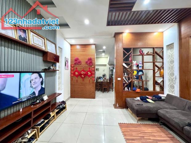 Bán nhà khu Cầu Diễn - Phúc Diễn 4 tầng oto qua giá hơn 9 tỷ - 1