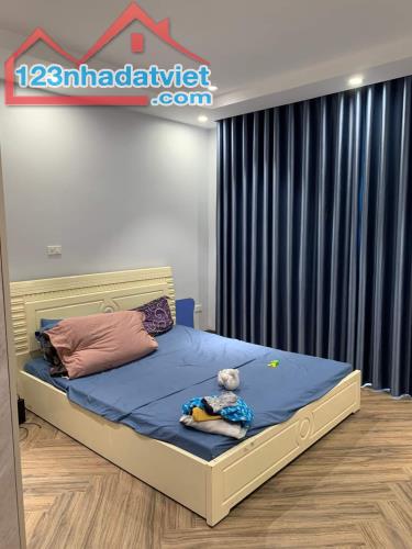Bán nhà phố Đại Từ, căn góc, nhà mới, gần hồ, gần phố, 31/35, 5T, nhỉnh 6 tỷ - 2