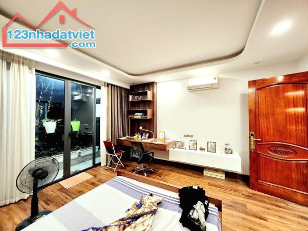 Nhà 2 mặt ngõ ô tô tránh, đẹp nhất phố Kim Đồng, HM, DT 60m2 x8T Thang máy, view hồ, KD - 1