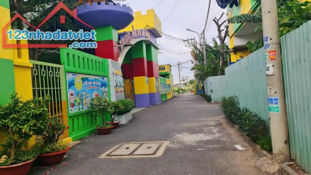 bán nền đất đường nhựa 70m2 giá 1 tỷ 650 triệu xã Đức Hòa Đông, Huyện Đức Hòa, Long An - 2