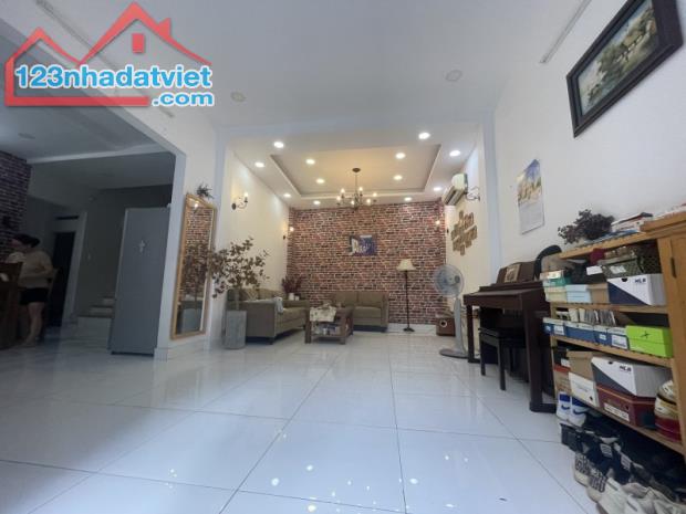 BÁN NHÀ BÌNH THẠNH BIỆT THỰ MINI HXH 100M2 3 TẦNG NỞ HẬU 7M SÁT MẶT TIỀN NGUYỄN VĂN ĐẬU