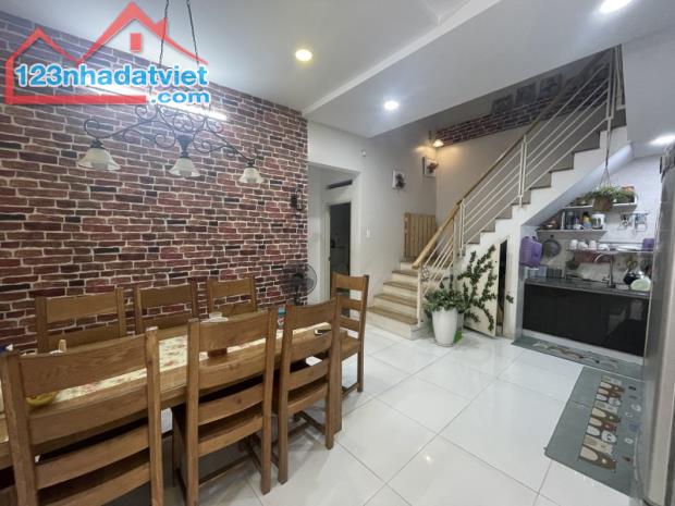 BÁN NHÀ BÌNH THẠNH BIỆT THỰ MINI HXH 100M2 3 TẦNG NỞ HẬU 7M SÁT MẶT TIỀN NGUYỄN VĂN ĐẬU - 2