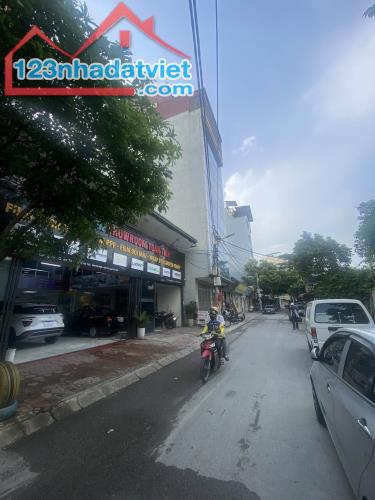 Mảnh Đất Hiếm-Lê Quang Đạo (Ngay Sau Bệnh viện Hồng Ngọc) 124/140m, MT 12m 42 Tỷ - 1