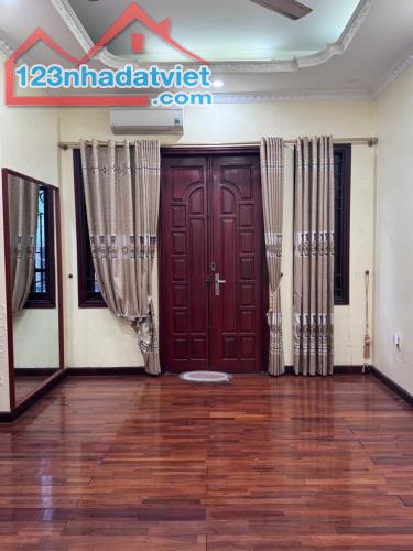 TRUNG KÍNH – MẶT PHỐ VIP – 5 TẦNG – Ô TÔ TRÁNH – VỈA HÈ RỘNG – CHỈ NHỈNH 14 TỶ! - 2