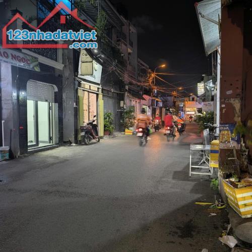 Bán nhà Phường 5 Gò Vấp, Ngang 4m, vuông vức, nhỉnh 4 Tỷ - 4