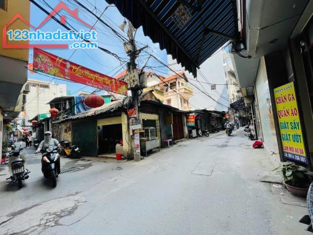 Bán nhà phố Mễ Trì Hạ, 31m2, 1.8 tỷ, gần ngay bảo tàng Hà Nội.