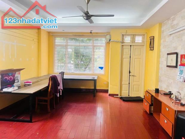 Bân nhà Vương Thừa Vũ, phân lô, ô tô 55m2 x 5 tầng, giá 15 tỷ - 1