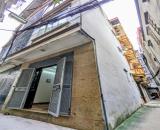 Chỉ 6.8 TỶ-Nhà Bùi Xương Trạch-30m2, Lô góc 2 thoáng-100m ô tô tránh.