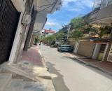 Bán nhà Phương Mai, 88m2, vỉa hè, ô tô tránh. View hồ cực đẹp