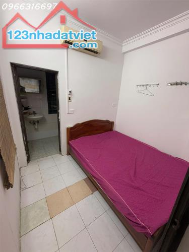 Cho thuê nhà trong ngõ rộng phố Phúc Tân, Phường Phuc Tân, Quận Hoàn Kiếm, Hà Nội - 2