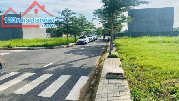 BÁN 10 LÔ ĐẤT F0 SỔ RIÊNG CHỈ 1TỶ HƠN XÍU GIÁP PHƯỜNG BỬU LONG - 4