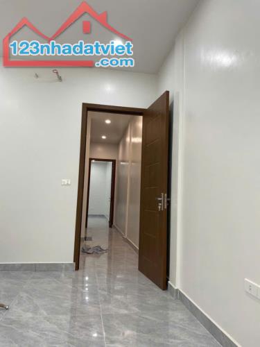 BÁN NHÀ PHỐ NGUYỄN TRÃI NGÕ Ô TÔ TRÁNH NGAY TRUNG TÂM, CHỢ NGÃ TƯ SỞ - 3
