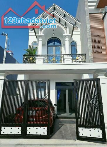 NHÀ SỔ HỒNG THỔ CƯ 90m2 GẦN PHƯỜNG BỬU LONG CHỈ 1ty7 ( còn bớt )