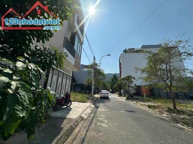 Bán lô TĐC Đất Lành đường 10m. - 2