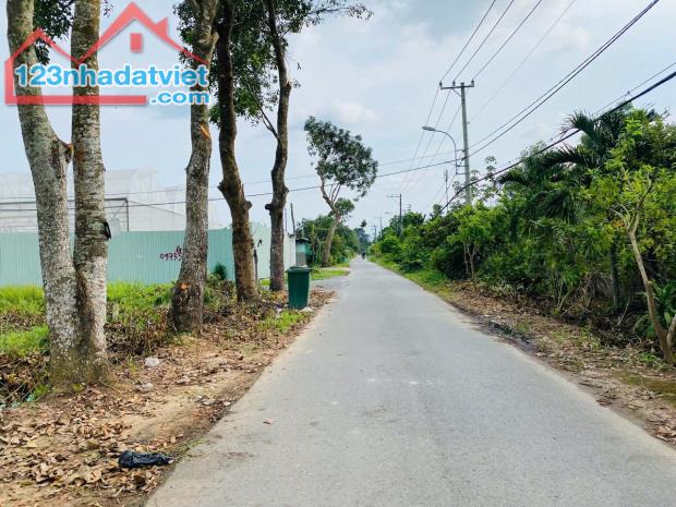 CHỦ GỬI LÔ ĐẤT FULL THỔ 2MT ĐƯỜNG NHỰA ĐOÀN MINH TRIẾT GIÁ 590TR shr