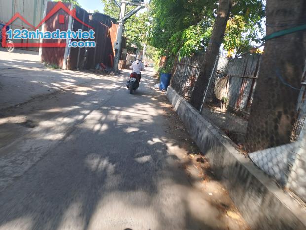 Bán đất 133m2 lô goc 2 mặt, giá rẻ, nhỉnh 4tỷ HXH,SHR, không quy hoạch,lộ giới. - 3