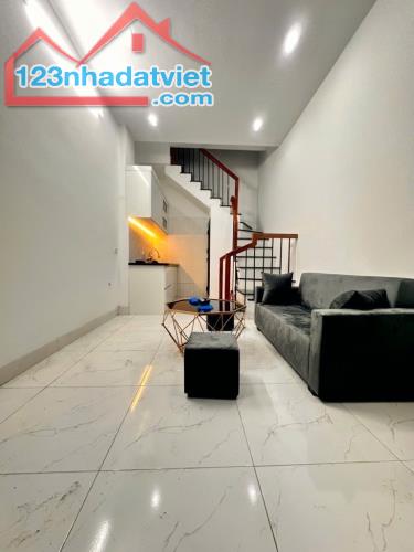 BÁN NHÀ -NGUYỄN LƯƠNG BẰNG-ĐỐNG ĐA-NHÀ ĐẸP-NGÕ CỰC THOÁNG-Ở SƯỚNG