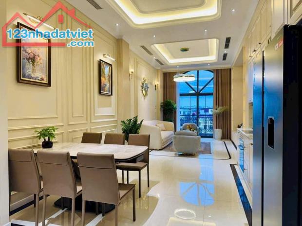 Nhà  đẹp , 40m,MT4m,  còn mới giá hơn 6 tỷ,ngõ rộng tại Ngọc Thuỵ - 1
