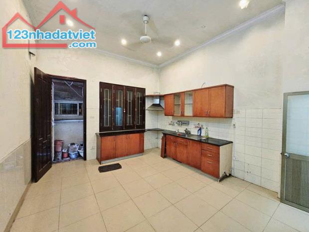 NGUYỄN CHÍ THANH - PHÂN LÔ - Ô TÔ TẢI TRÁNH - CỰC HIẾM NHÀ BÁN - 45M² NHỈNH 15 TỈ - 2