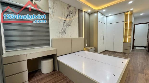 Bán nhà riêng tại Nguyễn Chính, Tân Mai, Hoàng Mai, Hà Nội, giá 7,4 tỷ, 36m². - 4