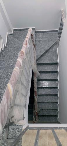 Bán nhà cách mặt tiền 19m hà huy giáp, phường thạnh lộc q12, nhà mới 100% hem 6m xe tải