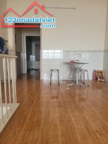 BÁN NHÀ MẶT TIỀN NGUYỄN BIỂU QUẬN 5 - 119M2 - 2