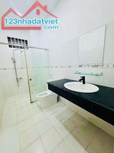 BÁN NHÀ CÓ PN TRỆT HXH PHẠM VĂN BẠCH - P12 - GÒ VẤP 75M -3T - NGANG 5, GIÁ 7.x TỶ - 5