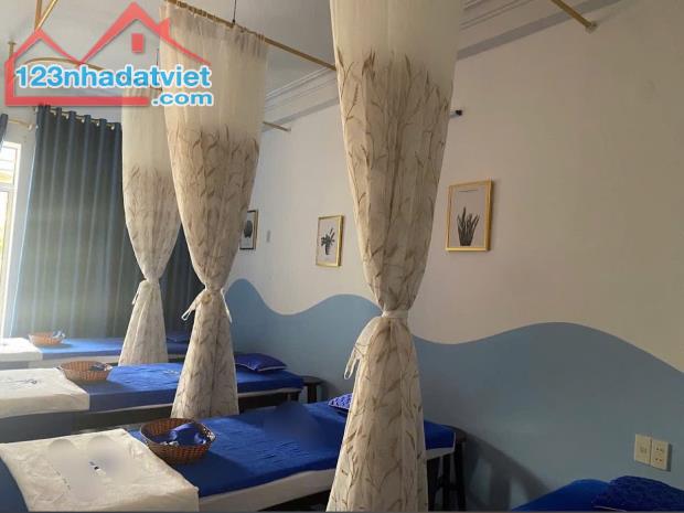 Bán nhà mặt đường Bạch Đằng , Phước Tiến , Nha Trang - 1