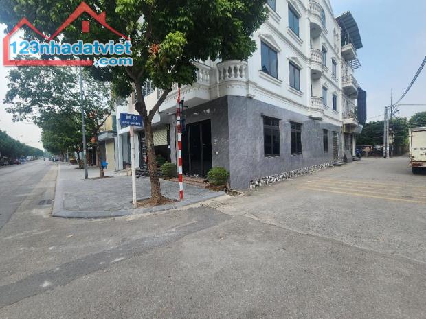 Bán nhà Nam Hồng, oto 7 chỗ vào nhà, tiện ích bạt ngàn, 80m, 3,8 tỷ