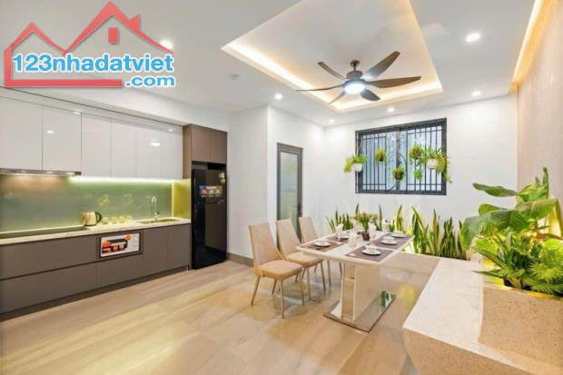 # MT Nguyễn Đức An gần Biển 80m2, 5 tầng hiện đại, Căn hộ Cao Cấp, 16 tỷ