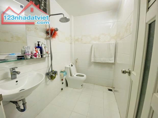 Bán nhà mặt phố Q.9, 77m², 7.4 tỷ, 3PN, sổ hồng - 4