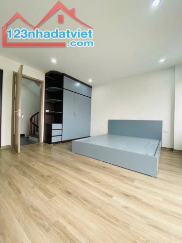 Giảm Sốc Bán nhà Đông Tác, Đống Đa 38m, ngõ thông rộng các ngả, nhà đẹp ở ngay 7.9 tỷ - 2