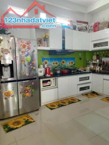 NHÀ BÁN QUANG TRUNG GV - NGAY KHU TRUNG TÂM - GIÁP BV & CA QUẬN  - DT 72M² - 3 TẦNG CHỈ 5. - 2