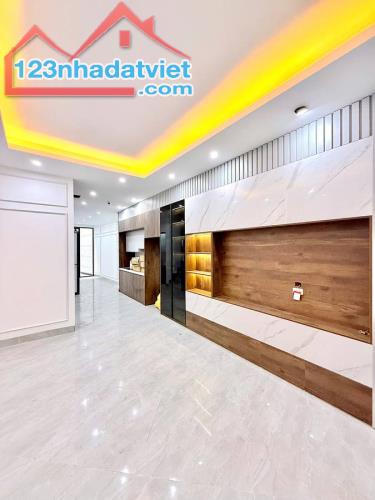 💥💥 CỰC PHẨM - PHƯƠNG LIỆT - THANH XUÂN - 6 TẦNG THANG MÁY MỚI - SÁT PHỐ - 65M,13.9 TỶ 💥
