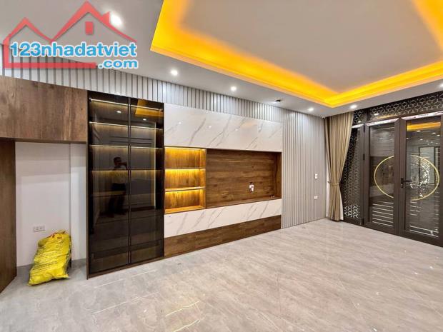 💥💥 CỰC PHẨM - PHƯƠNG LIỆT - THANH XUÂN - 6 TẦNG THANG MÁY MỚI - SÁT PHỐ - 65M,13.9 TỶ 💥 - 2